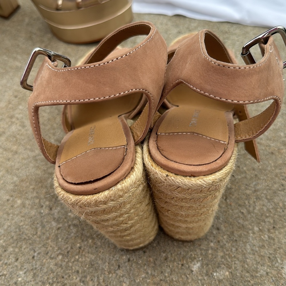 Tan Wedges - Picture 2 of 3